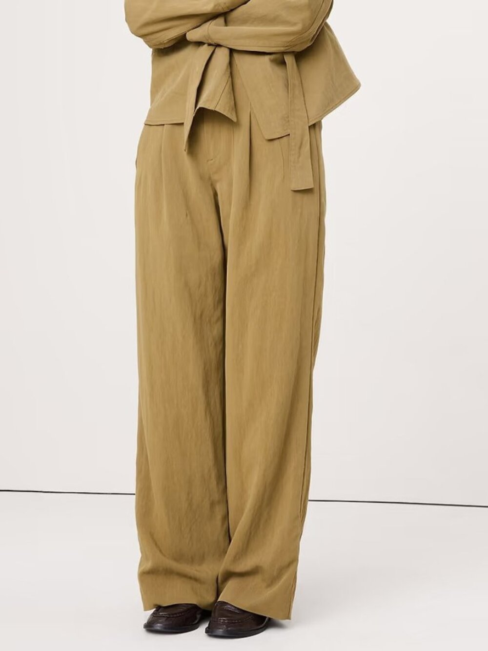 Banana Republic Women's Size 12 Heritage Utility Wide Leg Tan Pants NEW